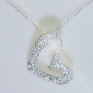 🎉HP🎉Sterling Silver Heart silver chain!